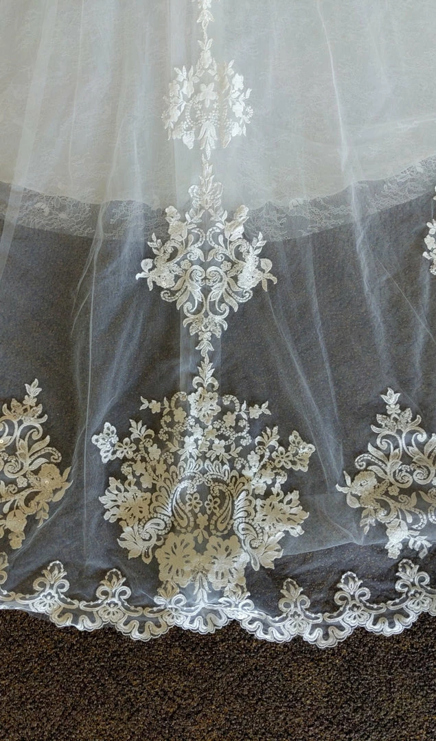 Something Blue WEDDING DRESSES Stellla York 6814 Wedding Dress Size 28 Lace/Sequin Ivory Strapless 6 Something Blue WEDDING DRESSES Stellla York 6814 Wedding Dress Size 28 Lace/Sequin Ivory Strapless