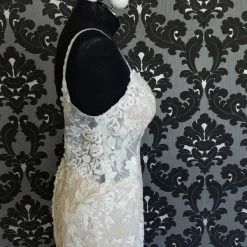 Something Blue Stella York 7370 Wedding Dress Size 14 Lace/Tulle Ivory Sleeveless Sheath WEDDING DRESSES 9 Something Blue Stella York 7370 Wedding Dress Size 14 Lace/Tulle Ivory Sleeveless Sheath WEDDING DRESSES