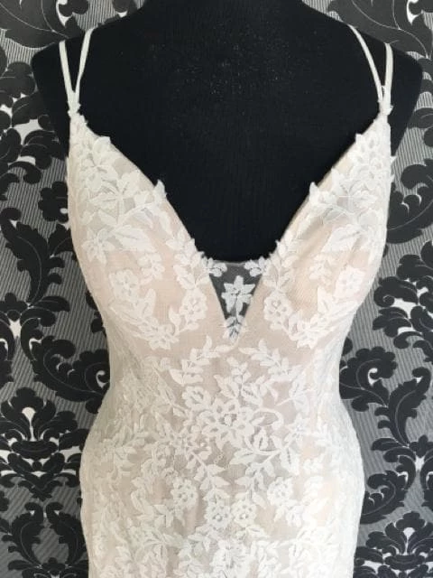 Something Blue Wedding AS IS Ti Adora Women's Wedding Dress Lace Ivory/Nude Size 12 Spaghetti 4 Something Blue Wedding AS IS Ti Adora Women's Wedding Dress Lace Ivory/Nude Size 12 Spaghetti