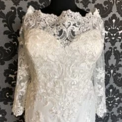 Something Blue Mori Lee Wedding Dress Lace/Tulle Ivory Size 32W 3/4 Length WEDDING DRESSES