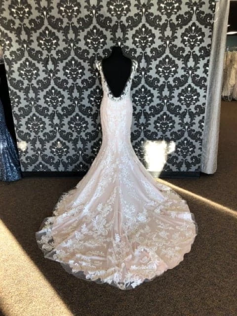 Something Blue WEDDING DRESSES Casablanca 2382 KARLEE Women's Wedding Dress Lace Blush/ivory 7 Something Blue WEDDING DRESSES Casablanca 2382 KARLEE Women's Wedding Dress Lace Blush/ivory