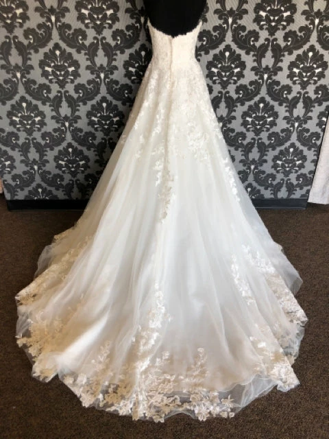 Something Blue Stella York 6776IVZP Wedding Dress Tulle/Lace Ivory Size 8 WEDDING DRESSES 6 Something Blue Stella York 6776IVZP Wedding Dress Tulle/Lace Ivory Size 8 WEDDING DRESSES