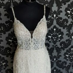 Something Blue WEDDING DRESSES Stella York 6793 Wedding Dress Size 12 Beaded Lace/Tulle Ivory Sleeveless