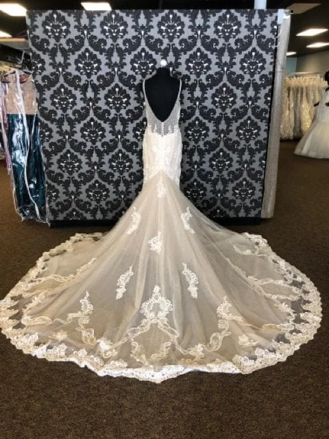 Something Blue Justin Alexander JANA Women's Wedding Dress Lace/Beading Size 14 WEDDING DRESSES 6 Something Blue Justin Alexander JANA Women's Wedding Dress Lace/Beading Size 14 WEDDING DRESSES