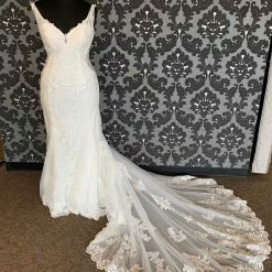 Something Blue Stella York Size 16 V-neck Fit & Flare