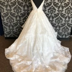 Something Blue WEDDING DRESSES Maggie Sottero Wedding Dress Lace/Sequin Ivory Size 8