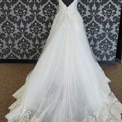 Something Blue Allure Bridal C458 Women's Wedding Dress Lace/Tulle Ivory W/ Removable Train